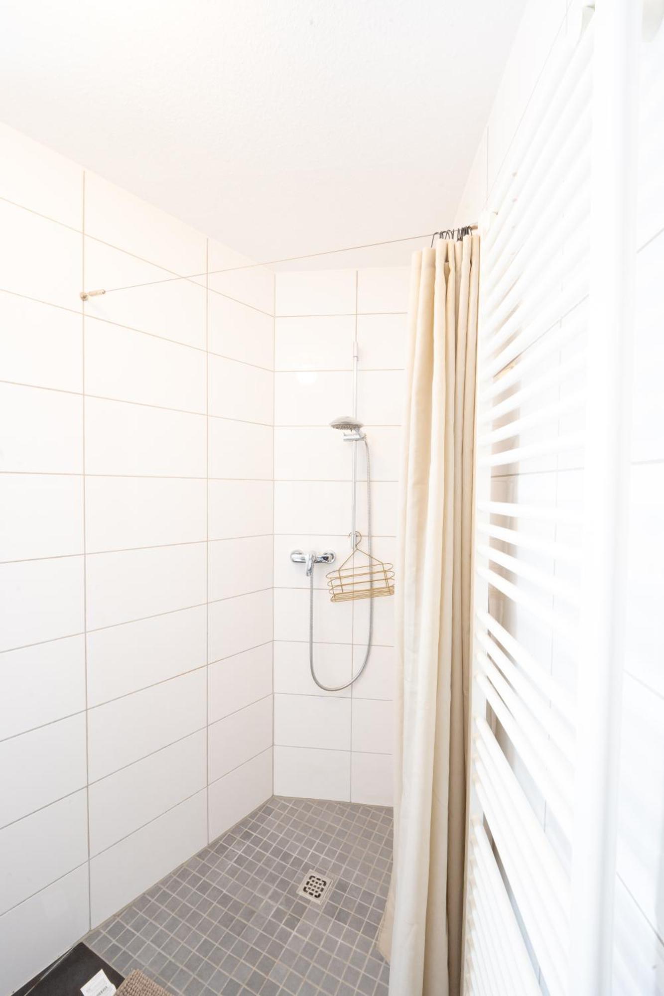 -Super Zentrales Zimmer- Direkt An Der Lutter! Bielefeld Luaran gambar